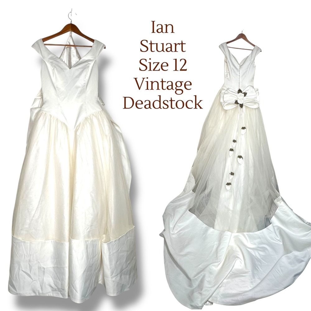 Vintage White Wedding Dress - Size 12